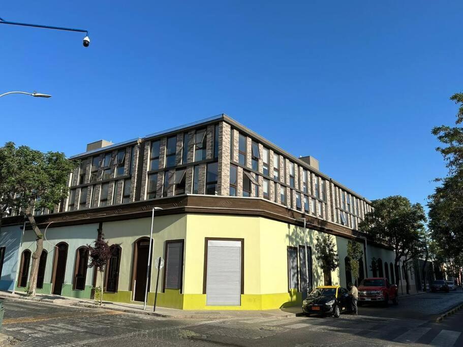 Depto Amoblado En Casco Historico *